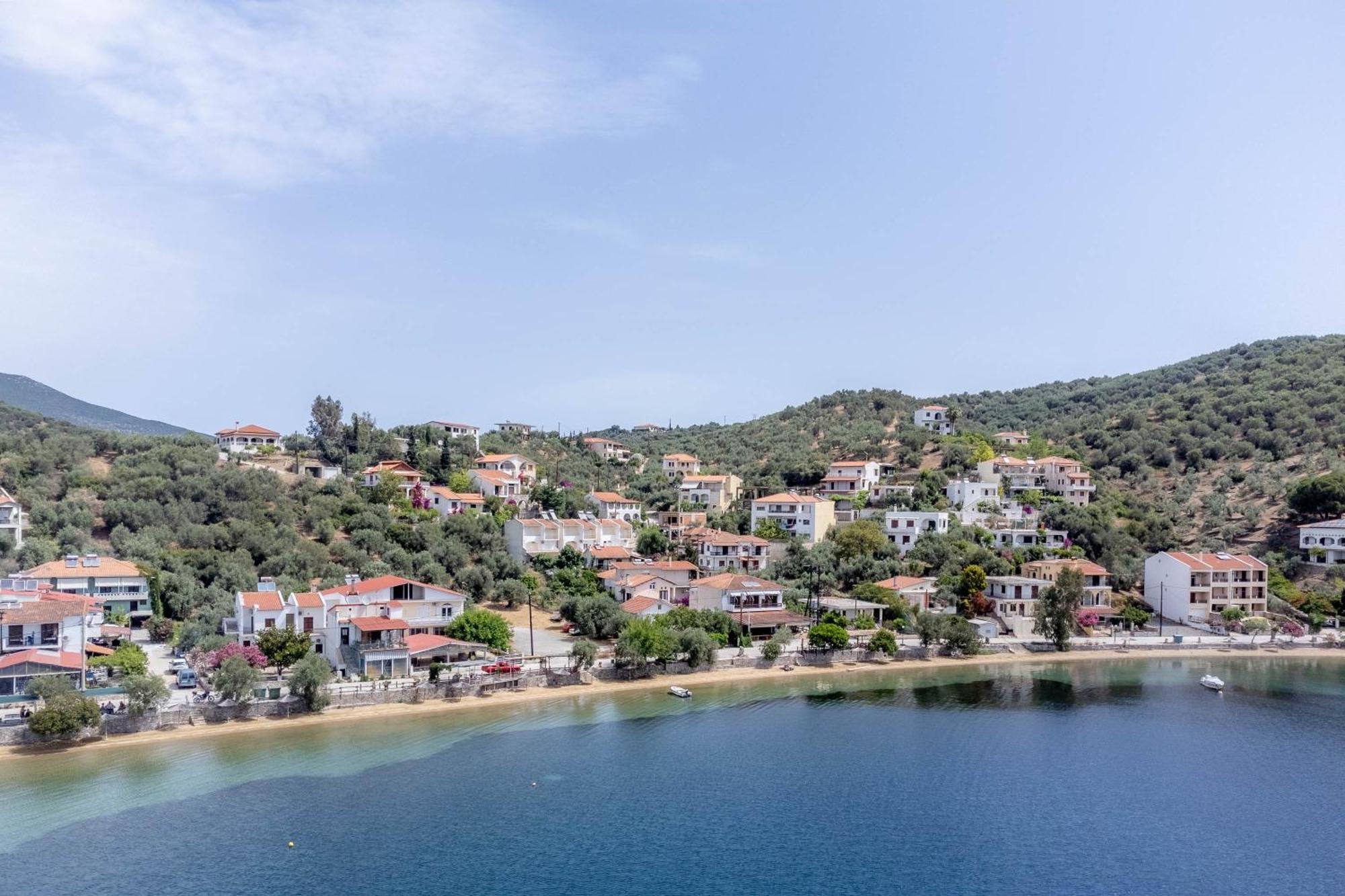Pteleo Apartments Pteleósz Kültér fotó